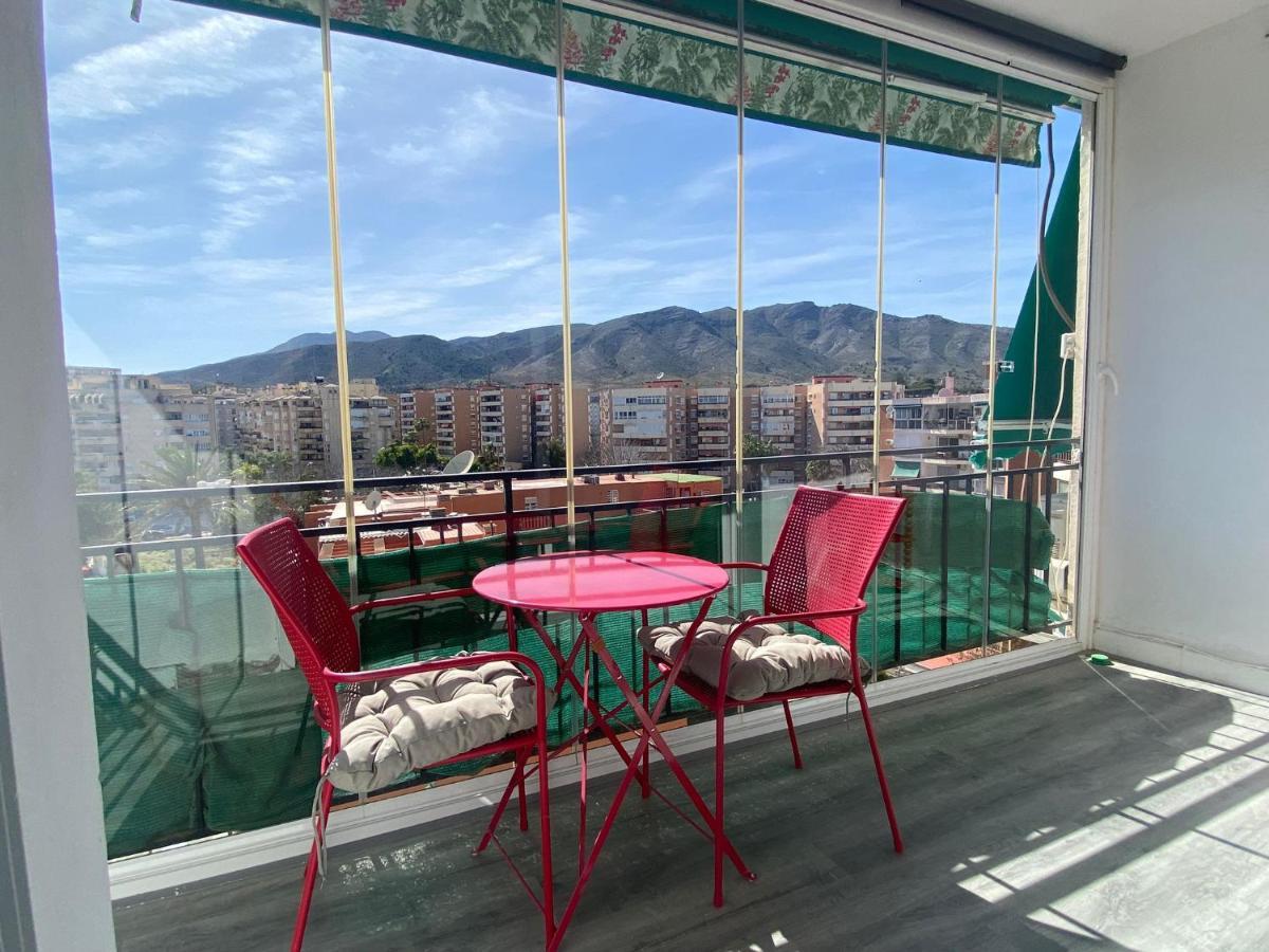 Lafrenchtouch - Coqueto Estudio Terraza Con Vistas 托雷莫利诺斯 外观 照片